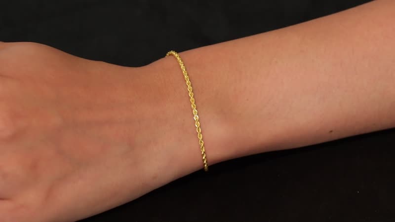 Doorbuster Rope Chain Bracelet in 20K Yellow Gold (7.25 In) 1.40 Grams