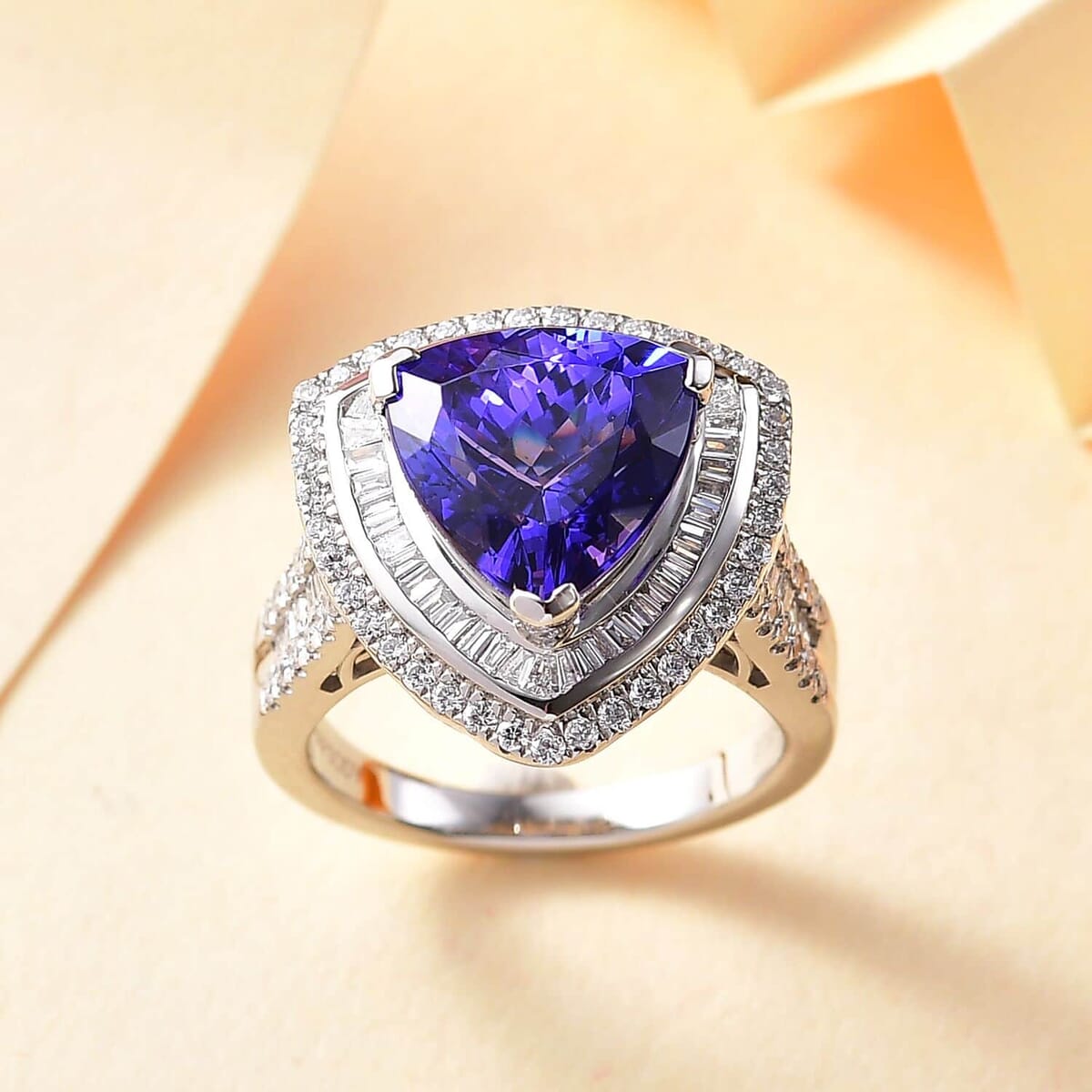 Certified & Appraised Rhapsody AAAA Tanzanite and E-F VS Diamond 6.40 ctw Ring in 950 Platinum (Size 10.5) 11.70 Grams image number 1