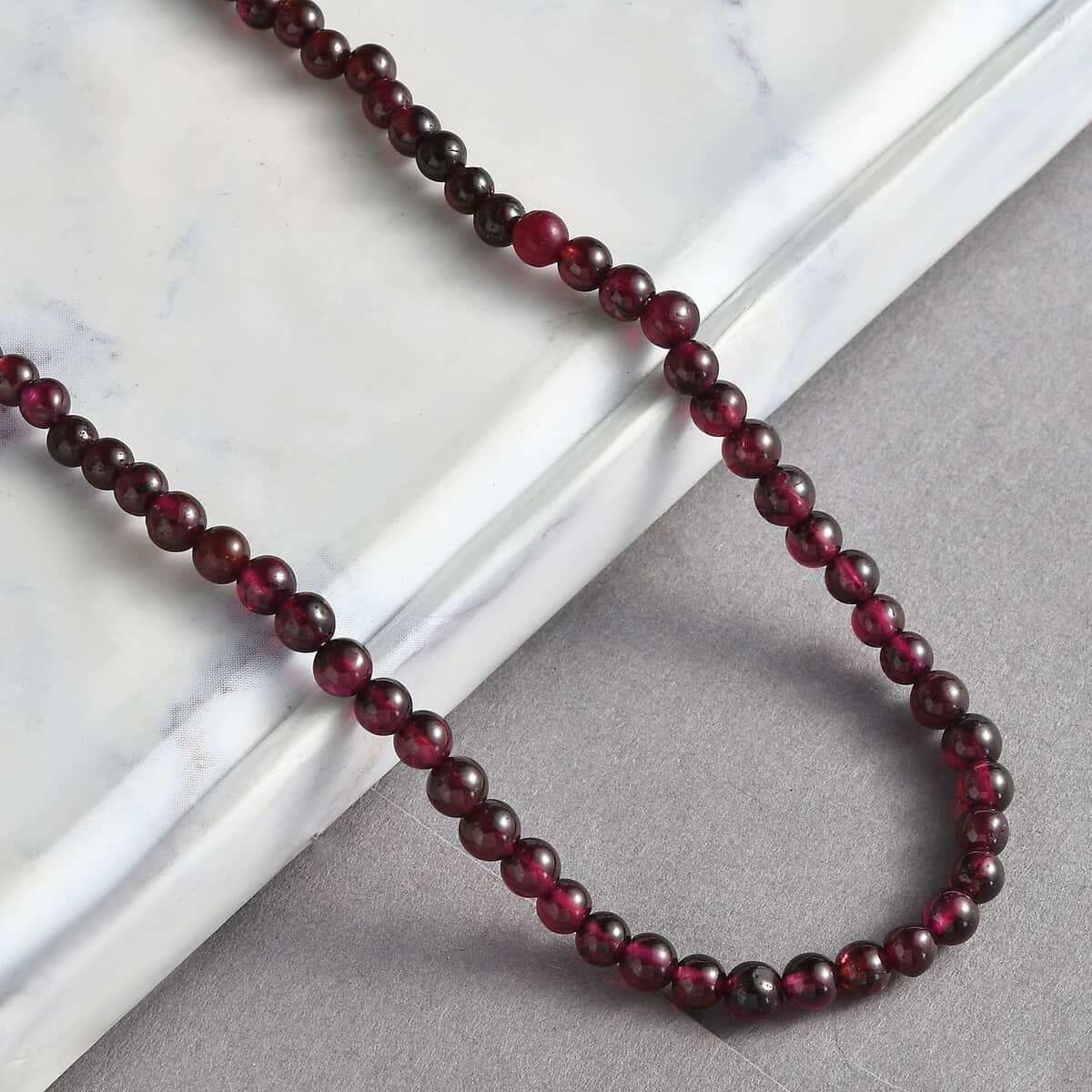 Mozambique Garnet 65.00 ctw Beaded Necklace in Stainless Steel 18-20 Inches image number 1