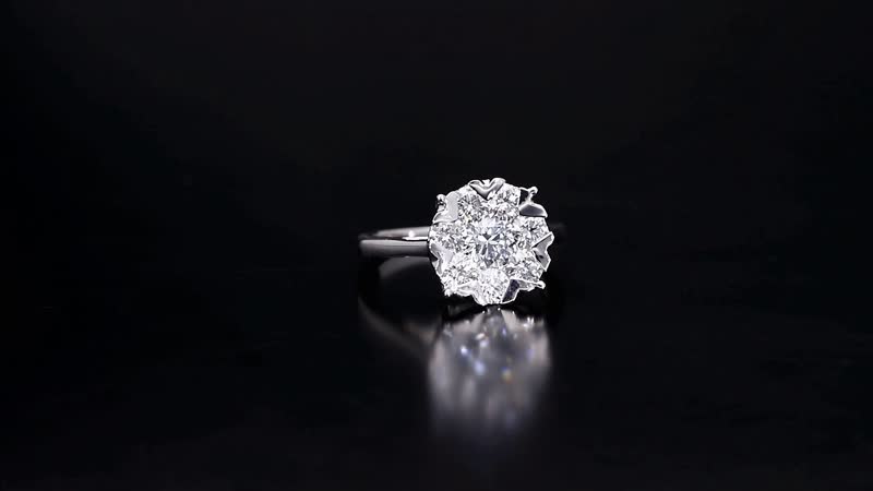 Luxuriant Lab Grown Diamond (G-H, SI) Ring in Platinum Over Sterling Silver (Size 8.0) 2.00 ctw