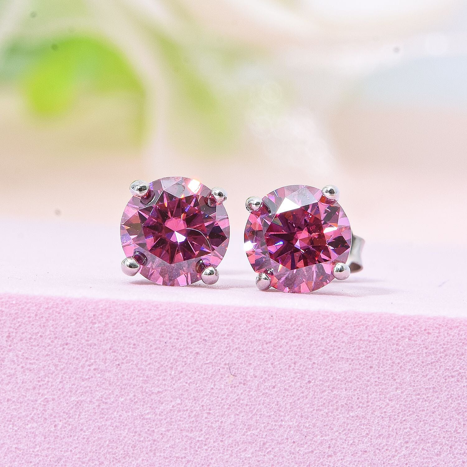 Pink Moissanite - Product card gallery slide 2 (9432512397567)