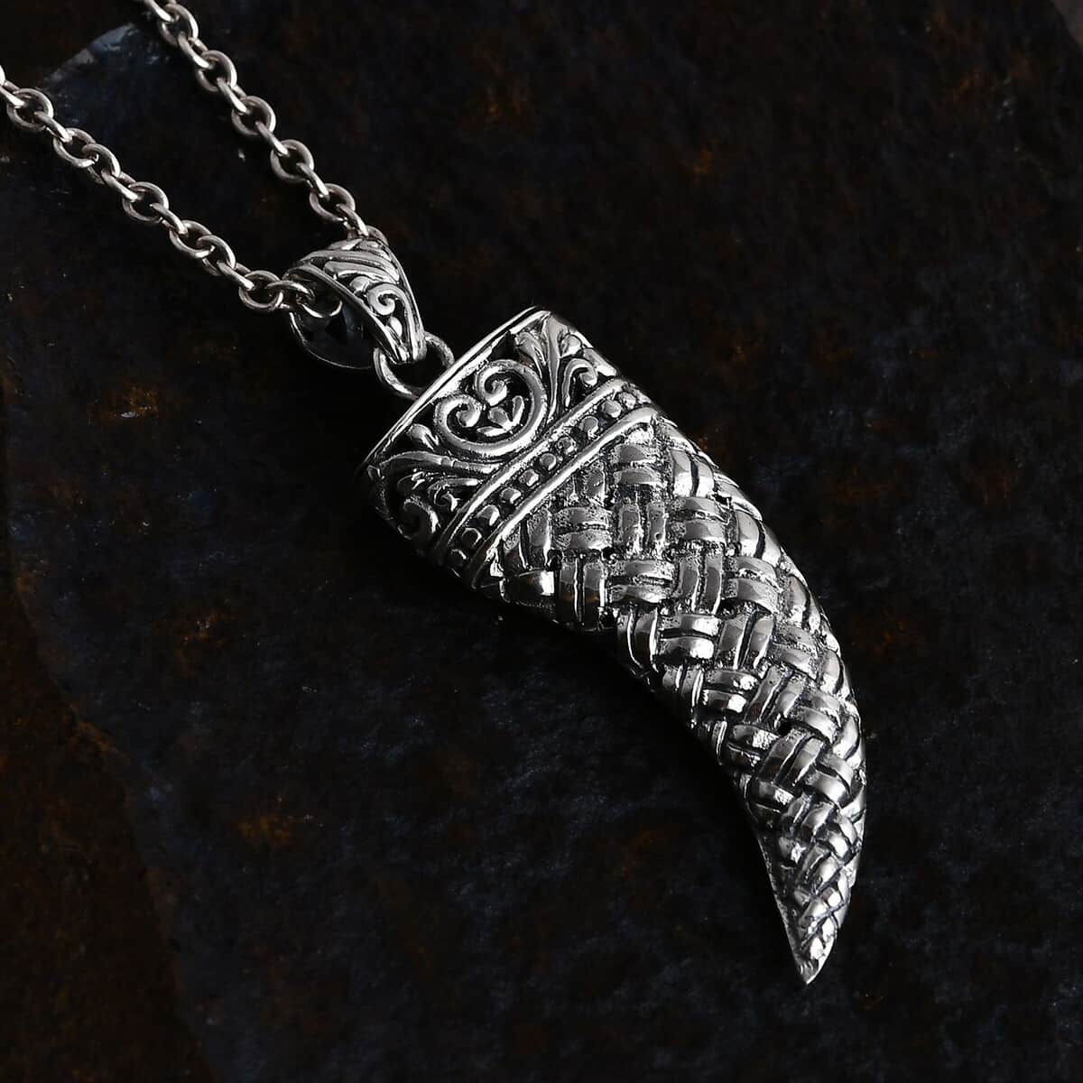 Bali Legacy Filigree Horn Pendant in Sterling Silver 5.50 Grams image number 1