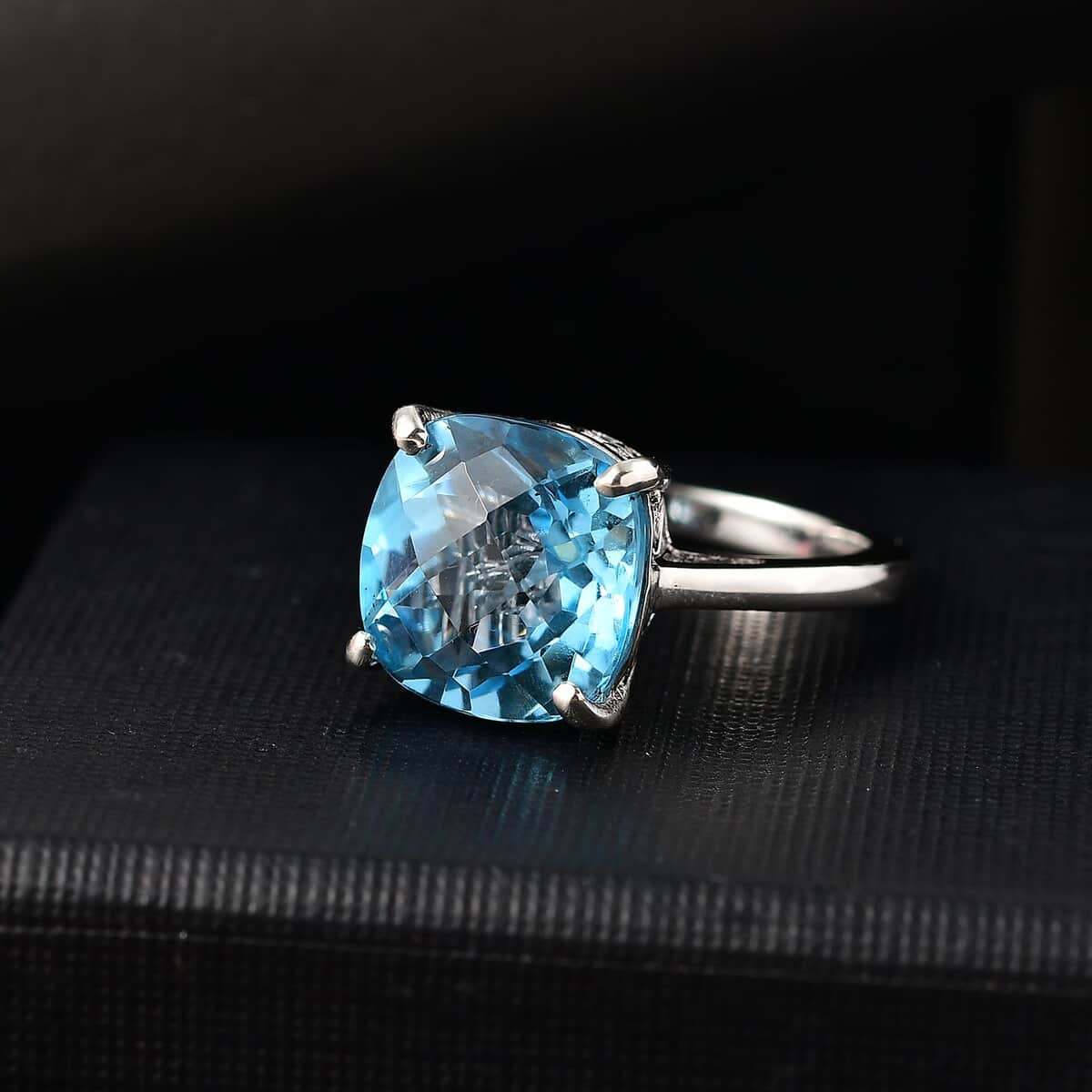 Checkerboard Sky Blue Topaz 8.90 ctw Solitaire Ring in Platinum Over Sterling Silver (Size 7.0) image number 1