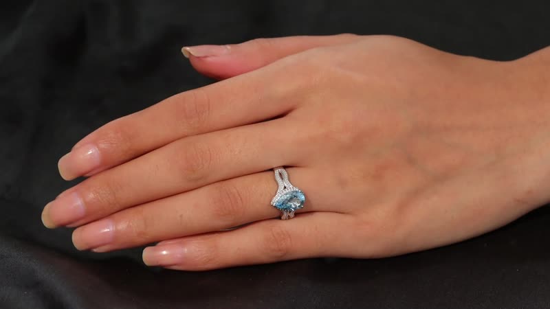 Blue Topaz Solitaire Ring in Platinum Over Sterling Silver (Size 10.0) 2.35 ctw