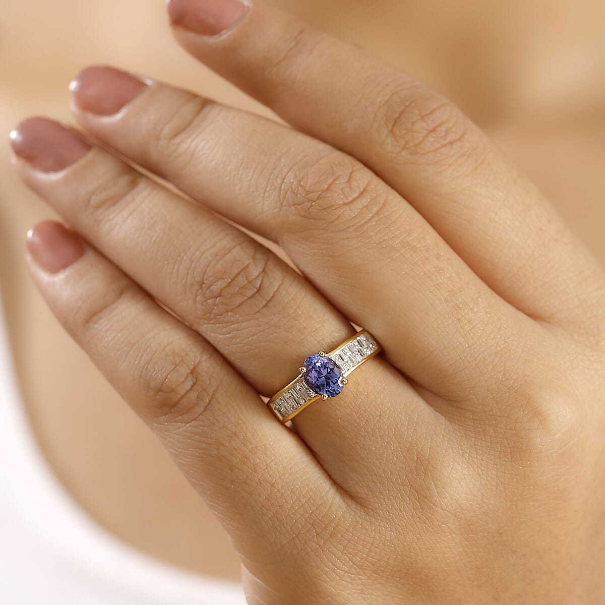 D'Joy AAA Tanzanite and Moissanite 1.50 ctw Majestic Radiance Ring in 18K Vermeil Yellow Gold Over Sterling Silver (Size 8.0) image number 2