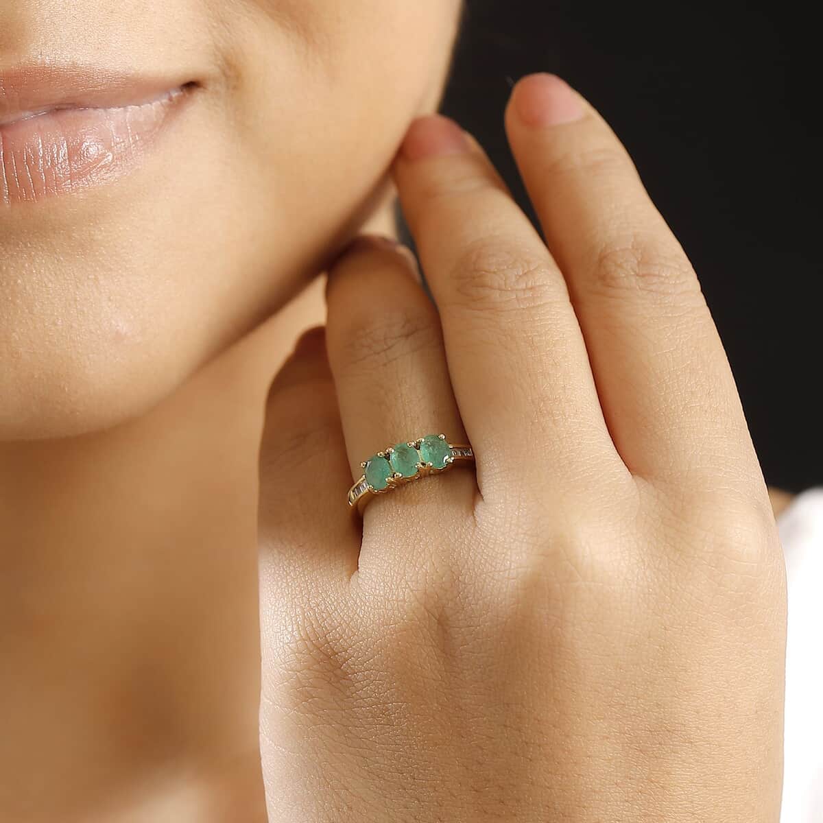 Kagem Zambian Emerald and White Diamond 1.00 ctw 3 Stone Ring in 18K Vermeil Yellow Gold Over Sterling Silver (Size 7.0) image number 2