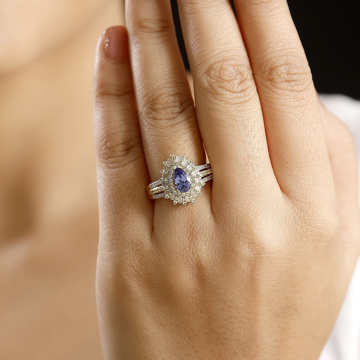 Pear / 7 - Product card gallery slide 3 (10145830535451)