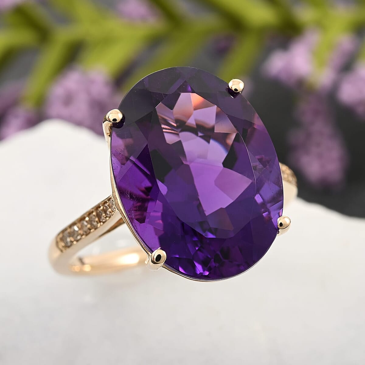 Luxoro AAA Lusaka Amethyst and G-H I2 Diamond 9.15 ctw Ring in 10K Yellow Gold (Size 10.0) image number 1