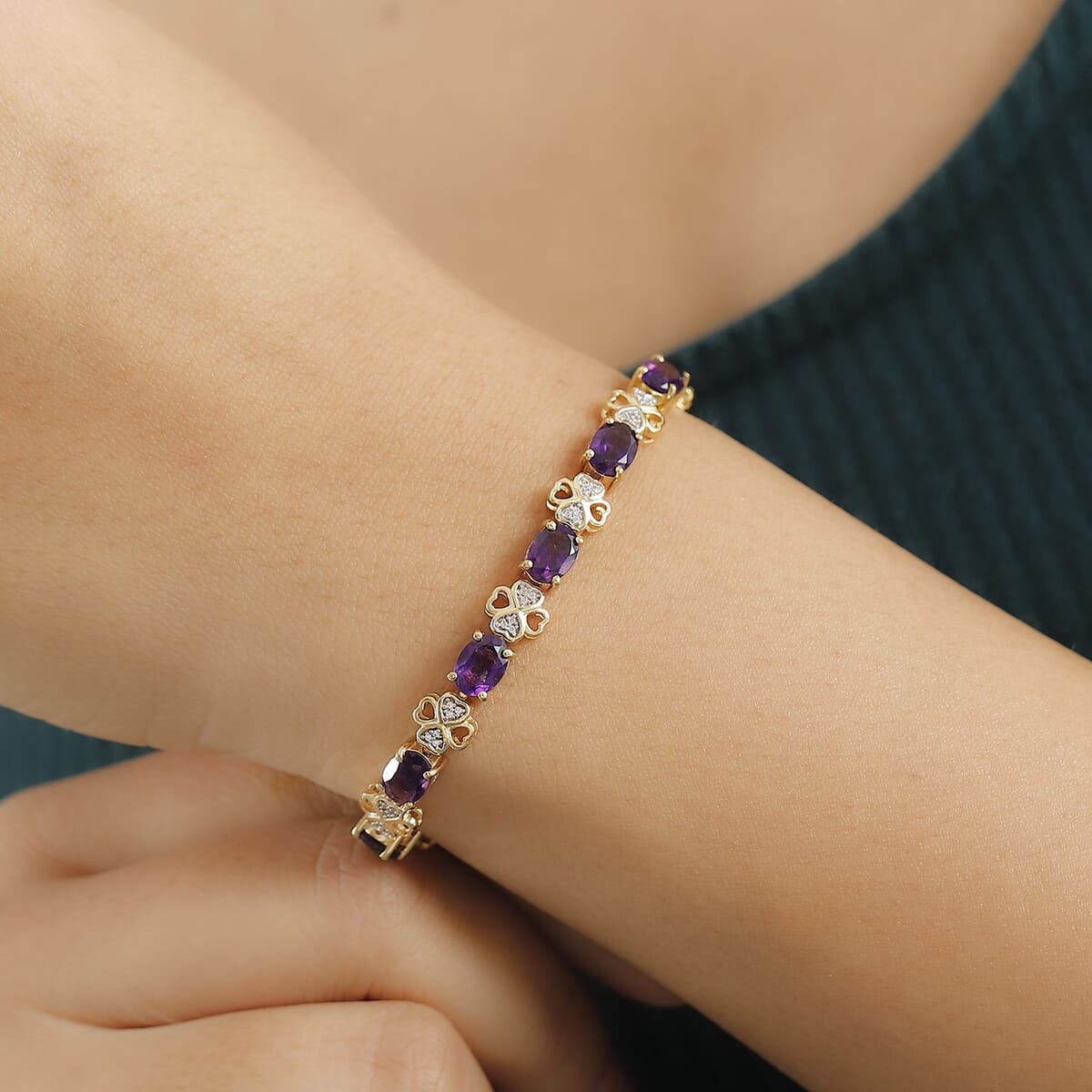 GP Amore Collection African Amethyst and White Zircon 10.65 ctw Bracelet in 18K Vermeil Yellow Gold Over Sterling Silver (8.00 In) image number 2