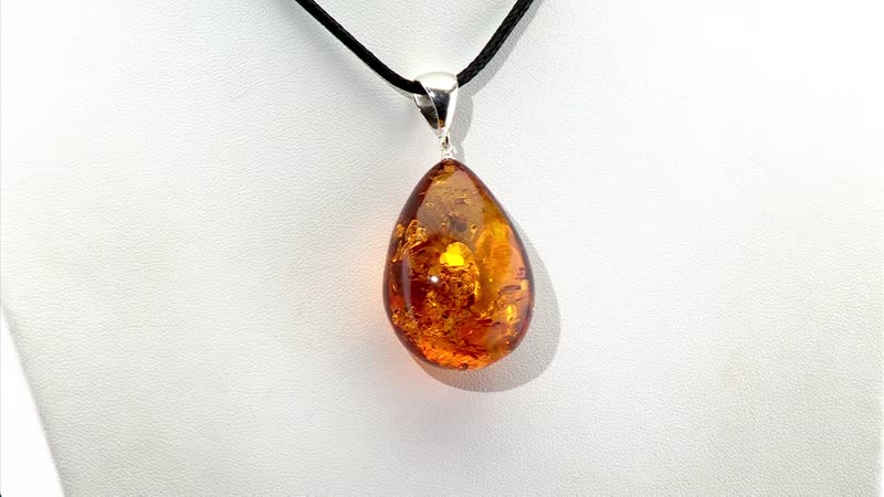 Baltic Amber Pear Shape Pendant without Chain in Sterling Silver