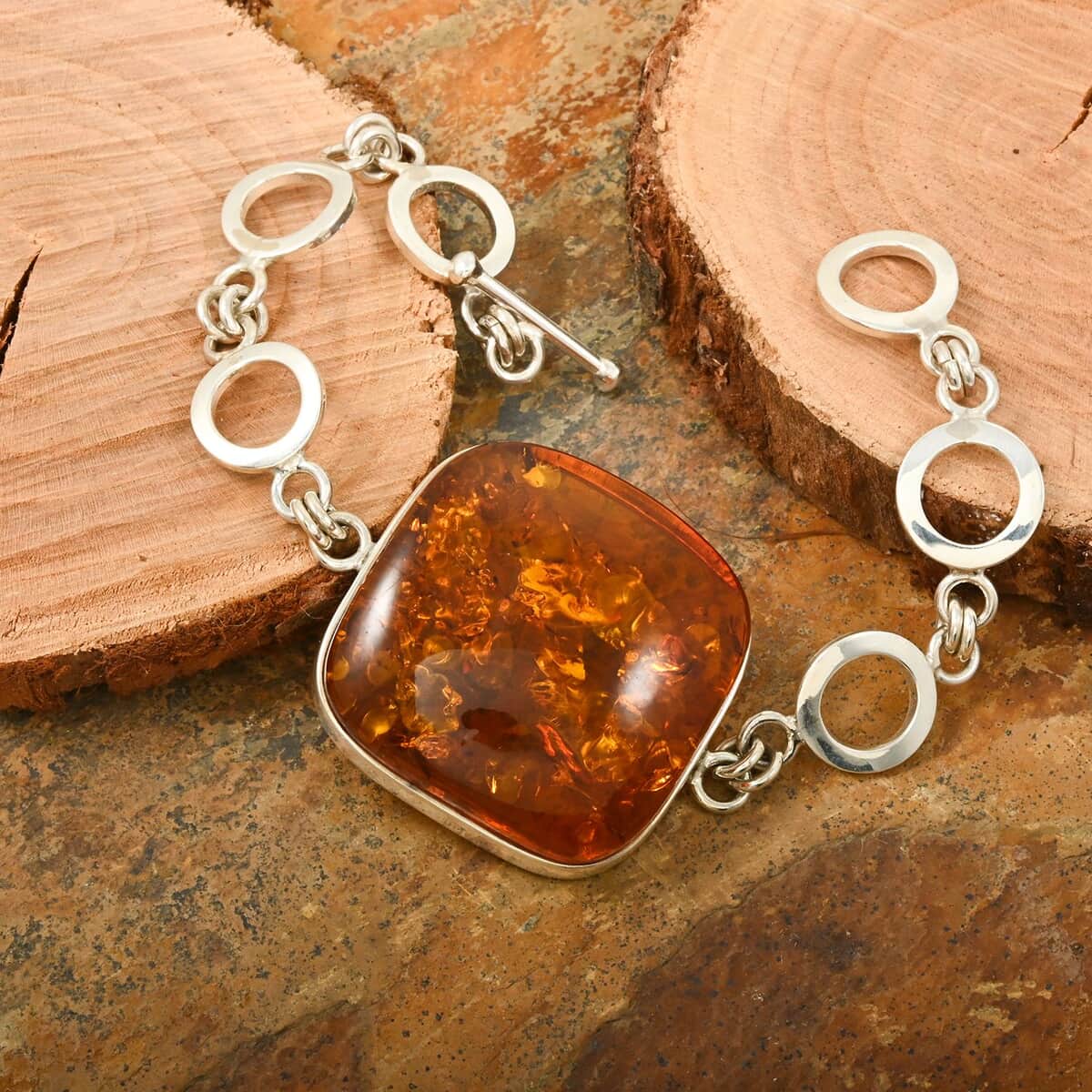 Baltic Amber Bracelet in Sterling Silver (8.00 In) image number 1