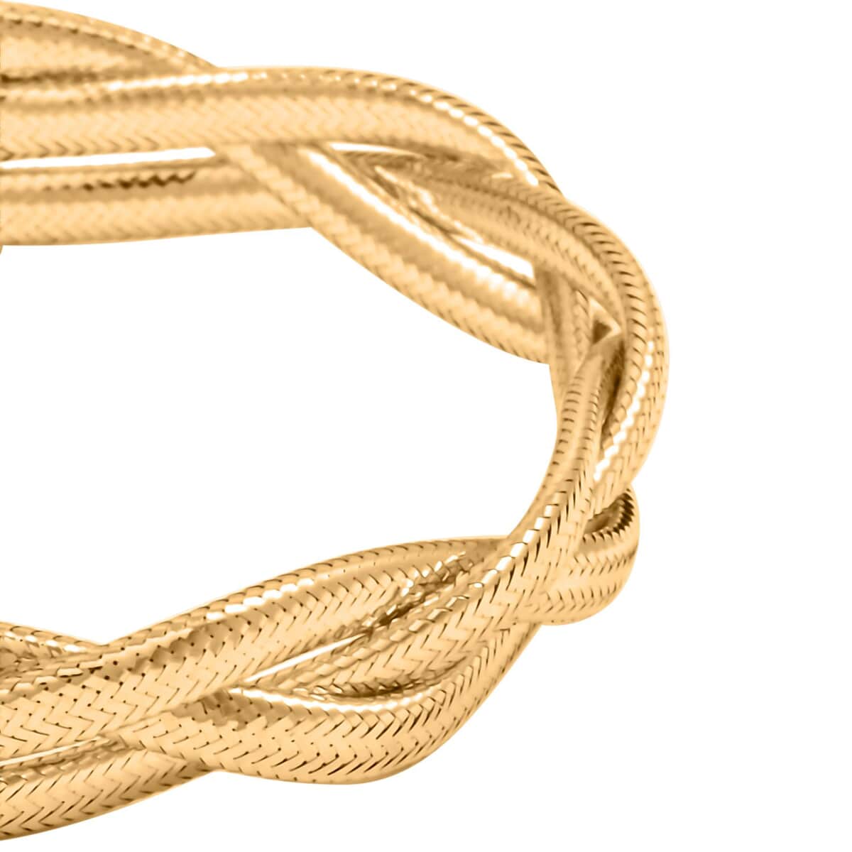 Italian 8.0mm Braided Mesh Bangle Bracelet in 10K Yellow Gold (7.25 In) 2.80 Grams image number 3