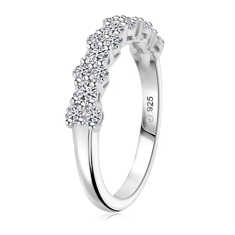 Luxuriant Lab Grown Diamond G SI 0.75 ctw Ring in Sterling Silver (Size 7.0)