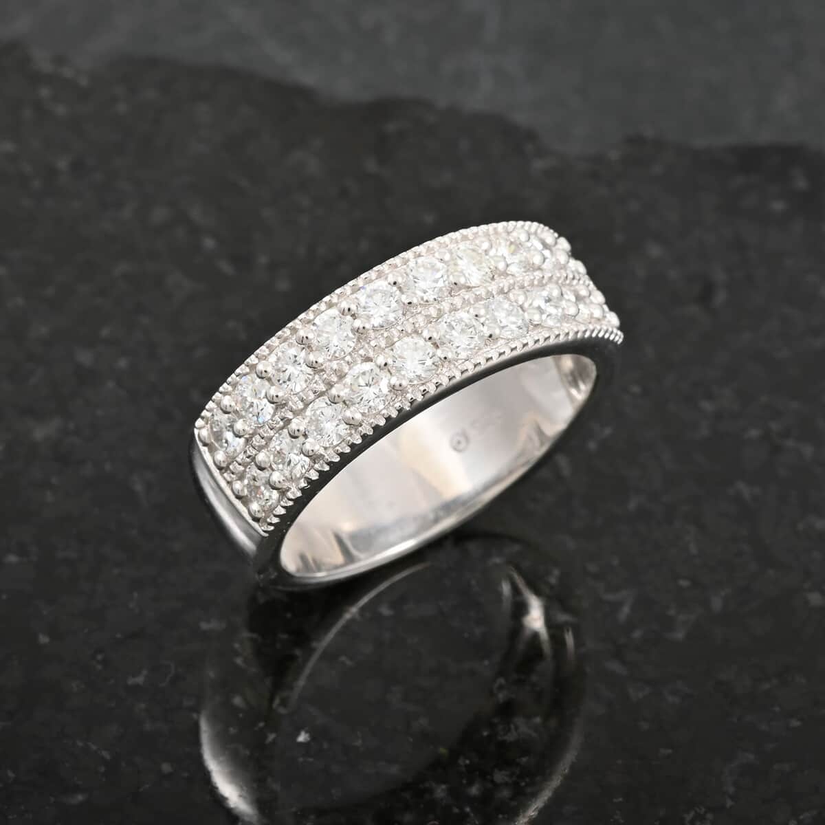 Luxuriant Lab Grown Diamond G SI 1.00 ctw Ring in Sterling Silver (Size 7.0) image number 1