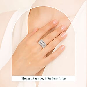 Luxuriant Lab Grown Diamond G SI 2.05 ctw Ring in Sterling Silver (Size 11.0)