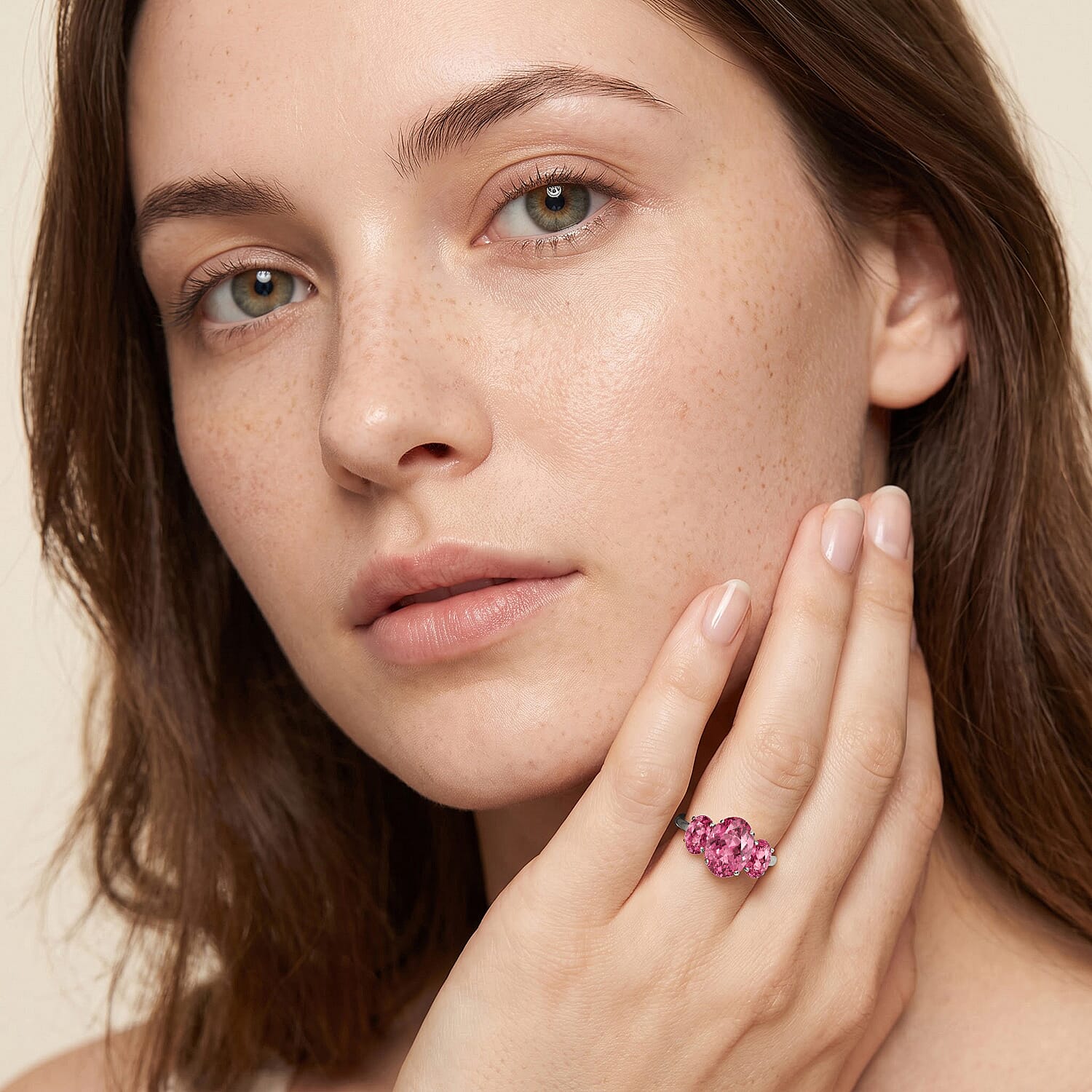 Luxoro Premium Ouro Fino Rubellite 2.60 ctw 3 Stone Ring in 14K White Gold (Size 4.0) 4 Grams
