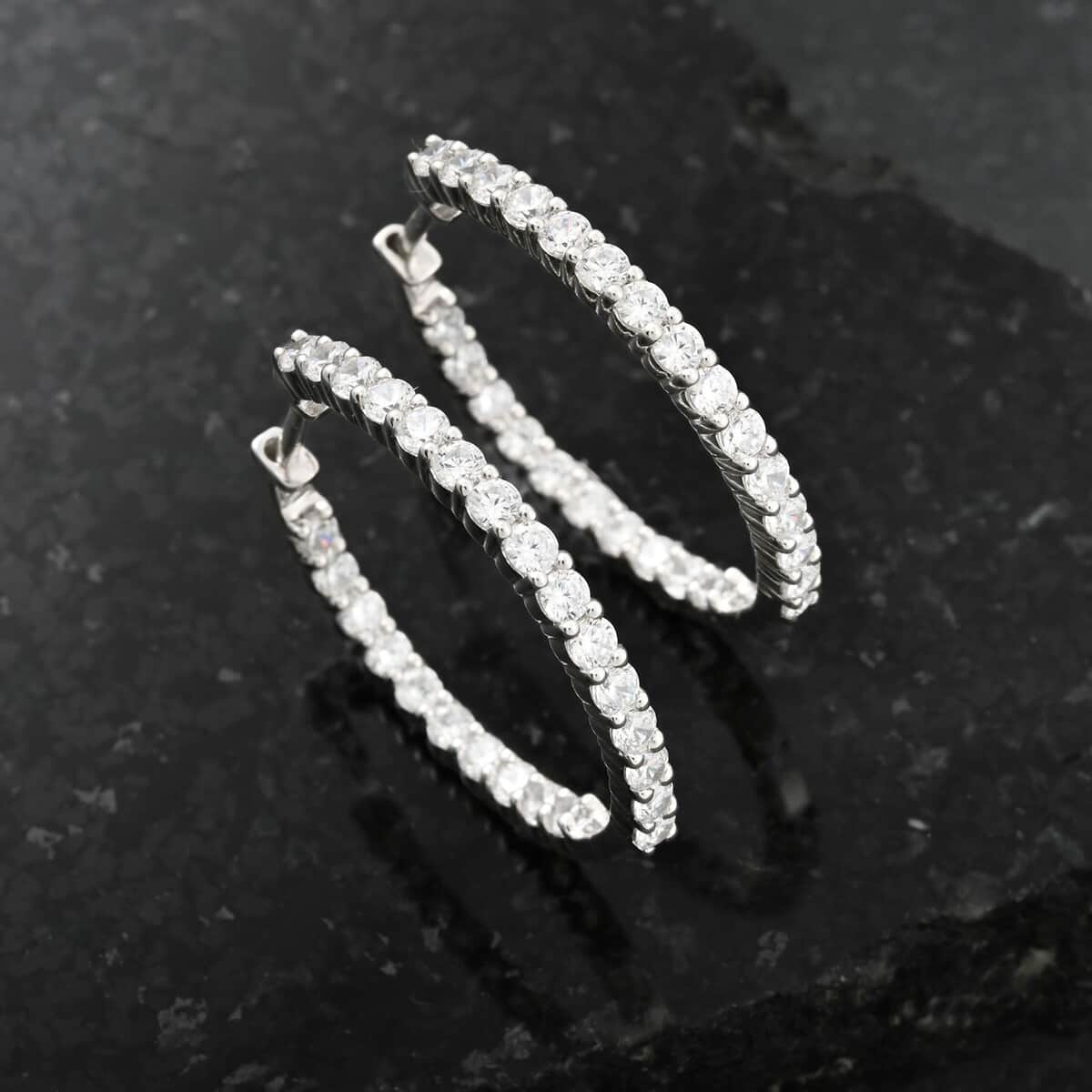 Luxuriant Lab Grown Diamond G SI 1.00 ctw Hoop Earrings in Sterling Silver image number 1