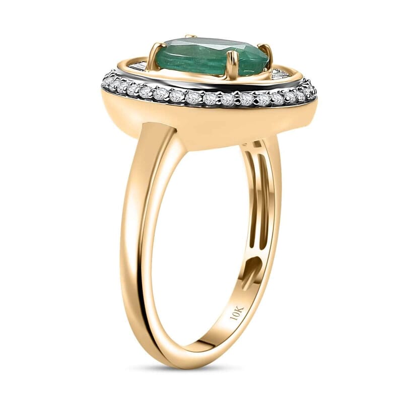 Luxoro 10K Yellow Gold AAA Kagem Zambian Emerald, Diamond (G-H, I2) (0.55 cts) Ring (Size 10.0) (4.45 g) 2.30 ctw