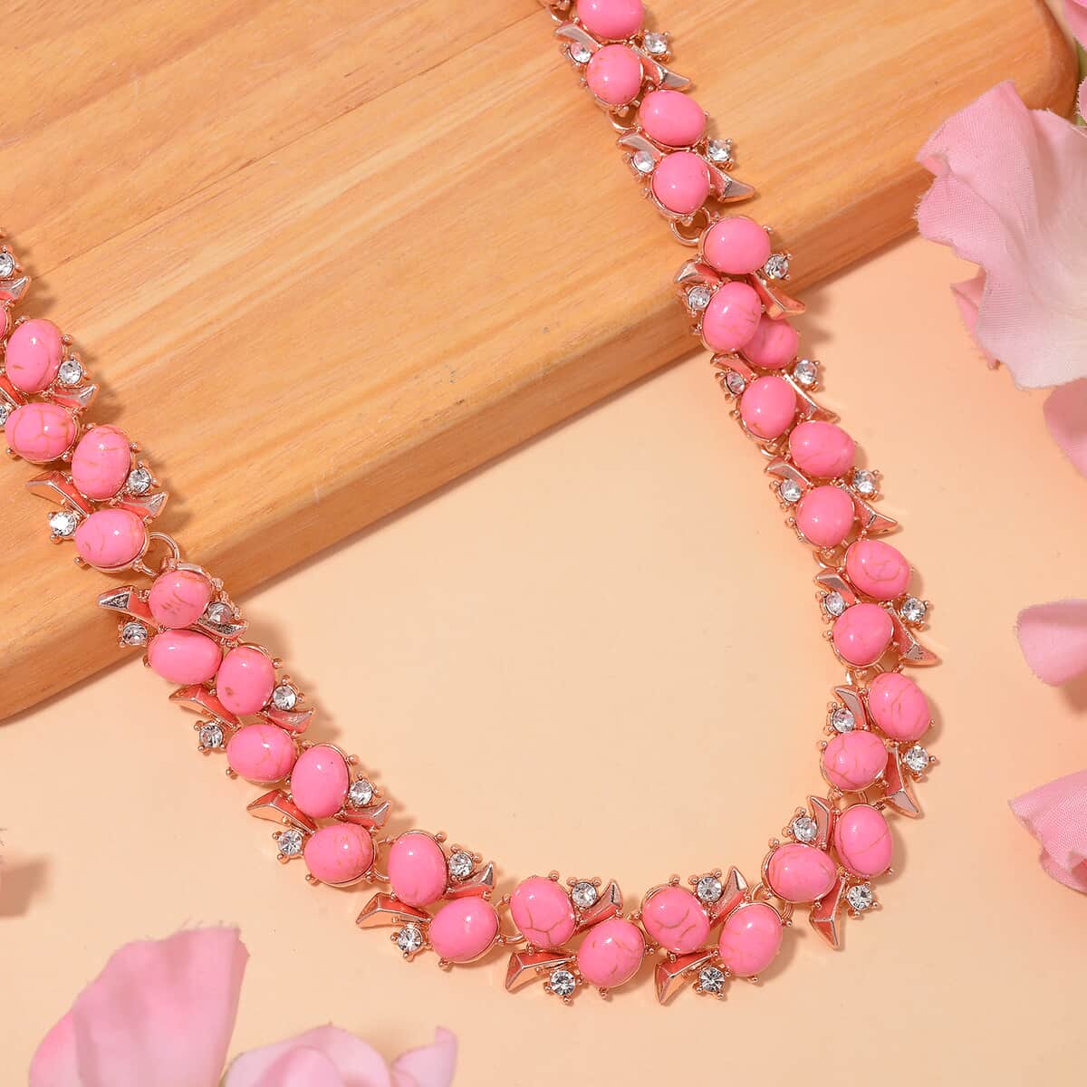 Pink Howlite and White Austrian Crystal 190.00 ctw Necklace in Rosetone 18-20 Inches image number 1