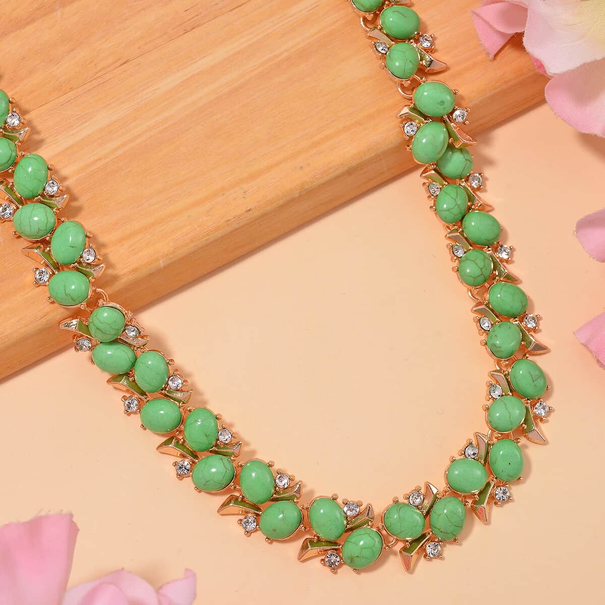 Green Howlite and White Austrian Crystal 190.00 ctw Necklace in Goldtone 18-20 Inches image number 1