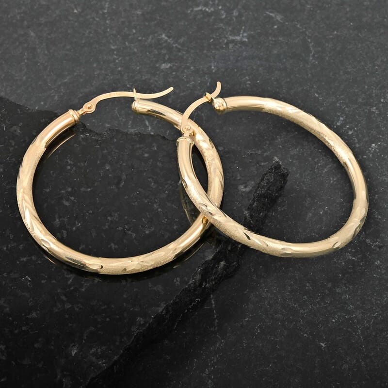 37.7x3mm Hoop Earrings in 14K Yellow Gold 2.70 Grams