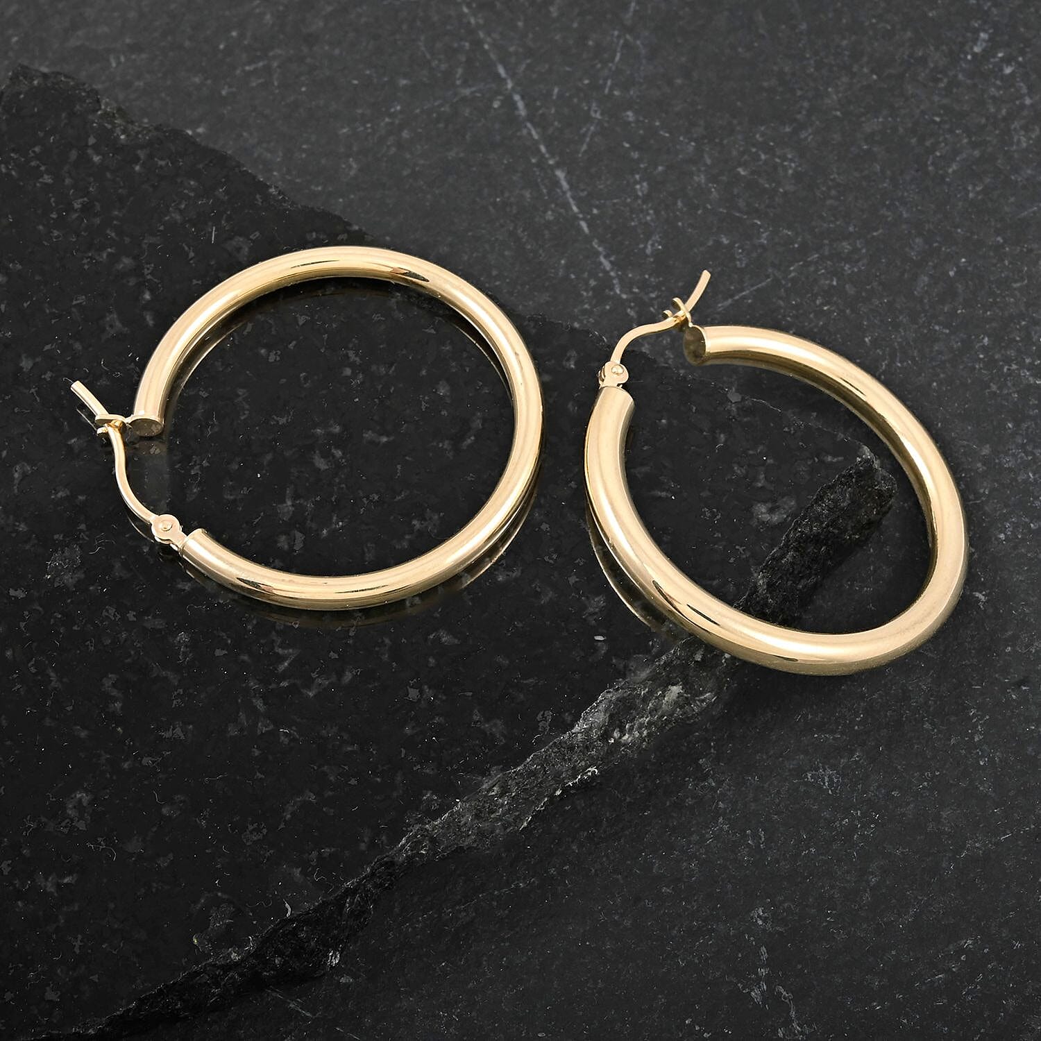14K Yellow Gold 30.4x2.9mm Hoop Earrings 2.60 Grams