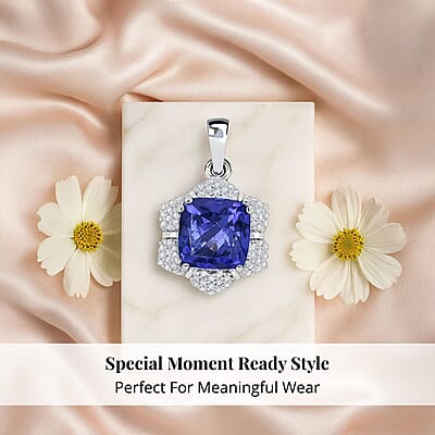 Certified and Appraised Rhapsody AAAA Tanzanite and E-F VS Diamond 4.20 ctw Pendant without Chain in 950 Platinum