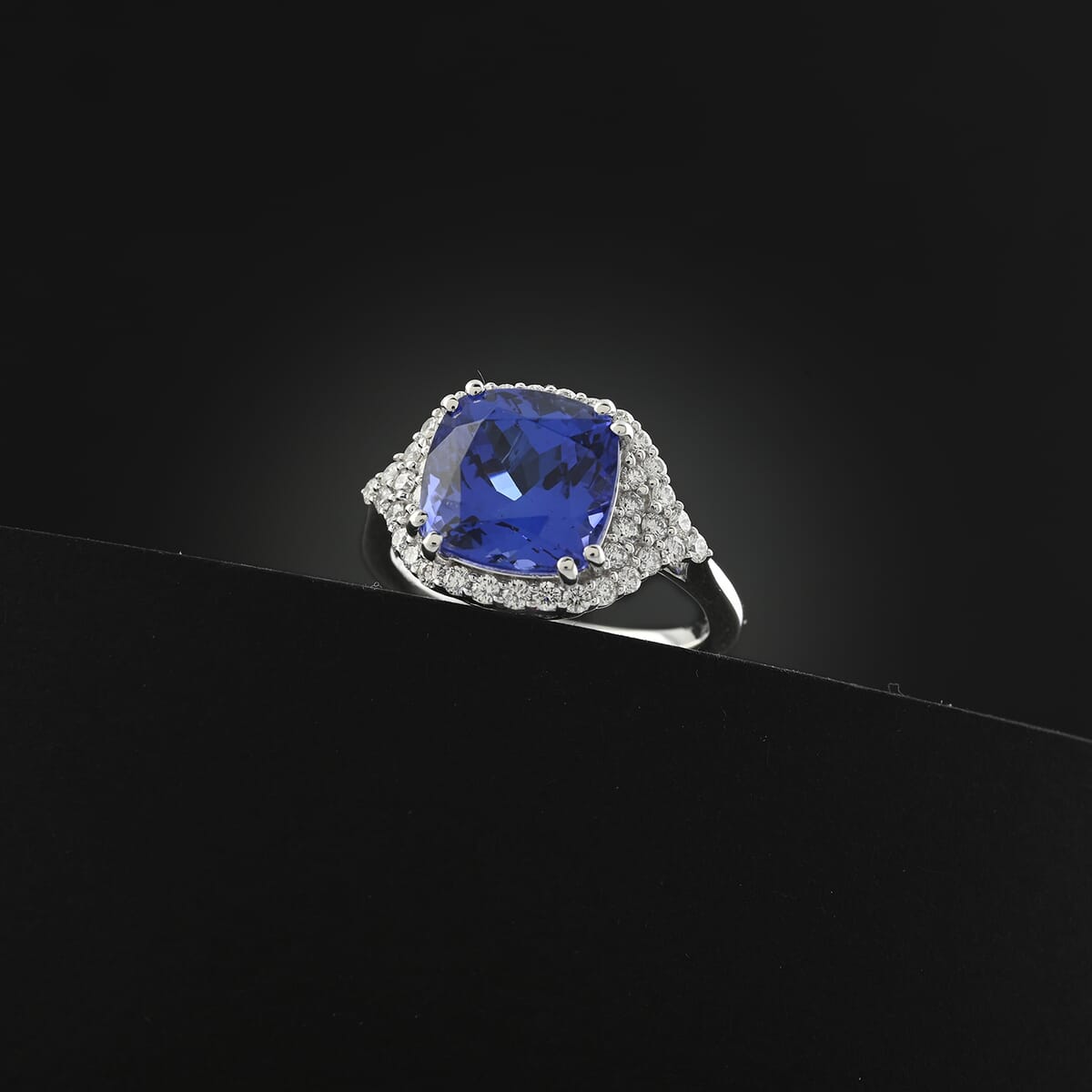Serengeti Song Certified & Appraised Rhapsody AAAA Tanzanite and E-F VS Diamond 6.00 ctw Ring in 950 Platinum (Size 9.0) 8.15 Grams image number 1