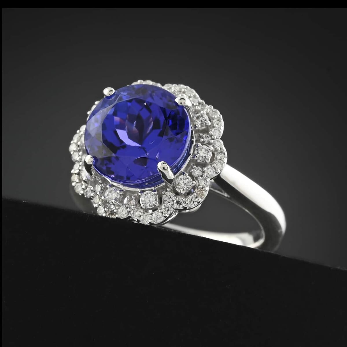 Certified and Appraised Rhapsody AAAA Tanzanite and E-F VS Diamond 4.35 ctw Ring in 950 Platinum (Size 8.5) 8.35 Grams image number 1
