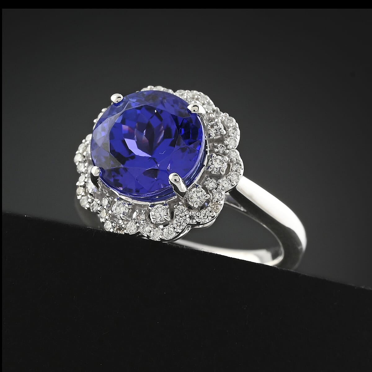 Certified and Appraised Rhapsody AAAA Tanzanite and E-F VS Diamond 4.35 ctw Ring in 950 Platinum (Size 9.0) 8.35 Grams image number 1