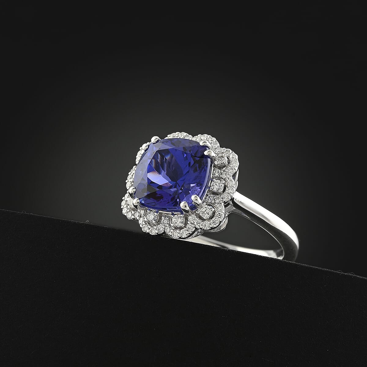 Certified and Appraised Rhapsody AAAA Tanzanite and E-F VS Diamond 4.25 ctw Ring in 950 Platinum (Size 9.0) 7.30 Grams image number 1