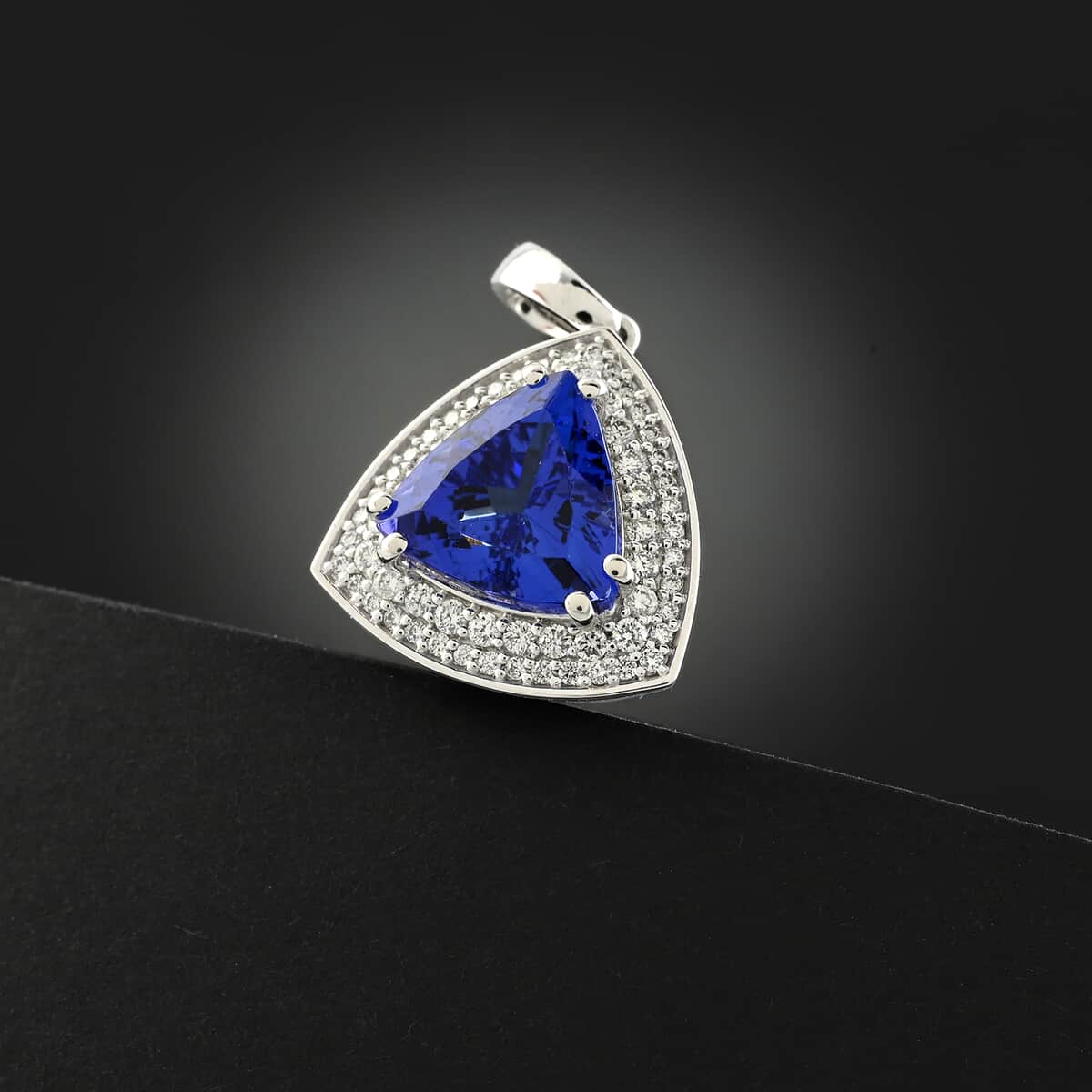 Certified and Appraised Rhapsody AAAA Tanzanite and E-F VS Diamond 3.16 ctw Pendant in 950 Platinum 4.17 Grams image number 1