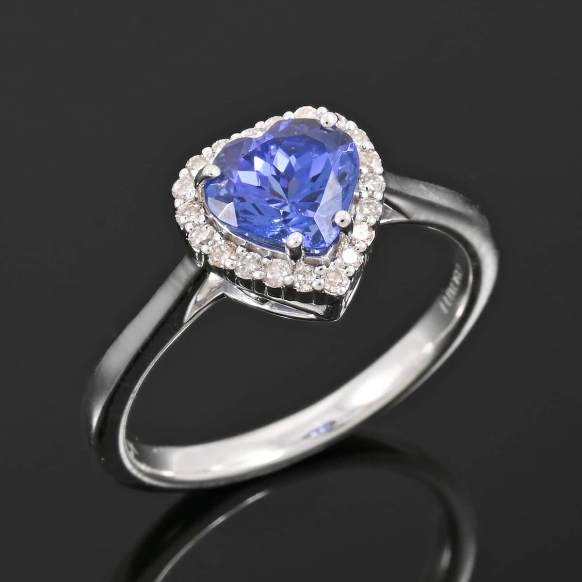 Certified & Appraised Luxoro AAA Tanzanite and G-H I2 Diamond 1.55 ctw Ring in 10K White Gold (Size 7.5) image number 1