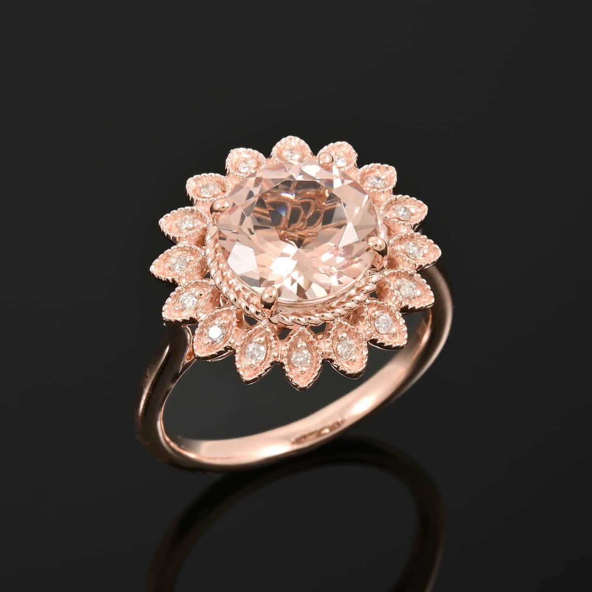 Certified & Appraised Luxoro AAA Marropino Morganite and G-H I2 Diamond 3.50 ctw Ring in 10K Rose Gold (Size 10.0) 4.95 Grams image number 1