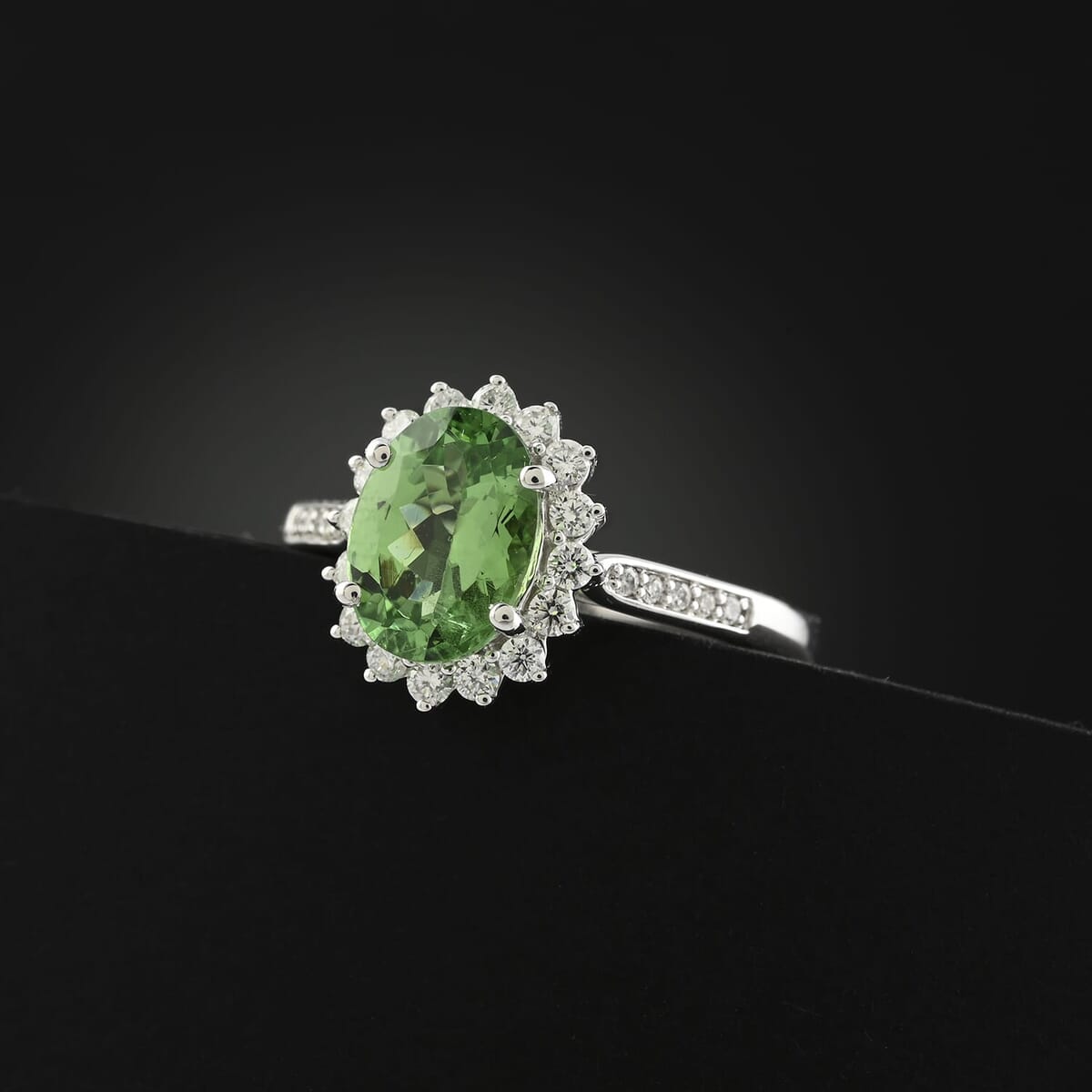 Certified & Appraised Rhapsody AAAA Tsavorite Garnet and E-F VS Diamond 1.60 ctw Ring in 950 Platinum (Size 6.5) 5.90 Grams image number 1