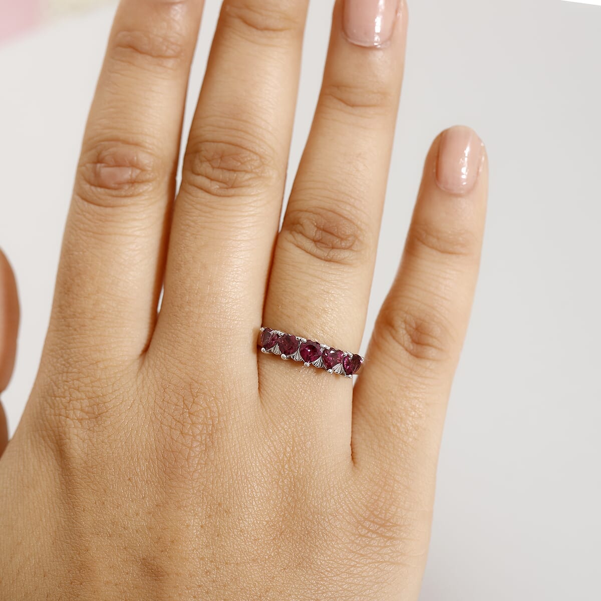 Premium Orissa Rhodolite Garnet 1.50 ctw 5 Stone Heart Ring in Rhodium Over Sterling Silver (Size 7.0) image number 2