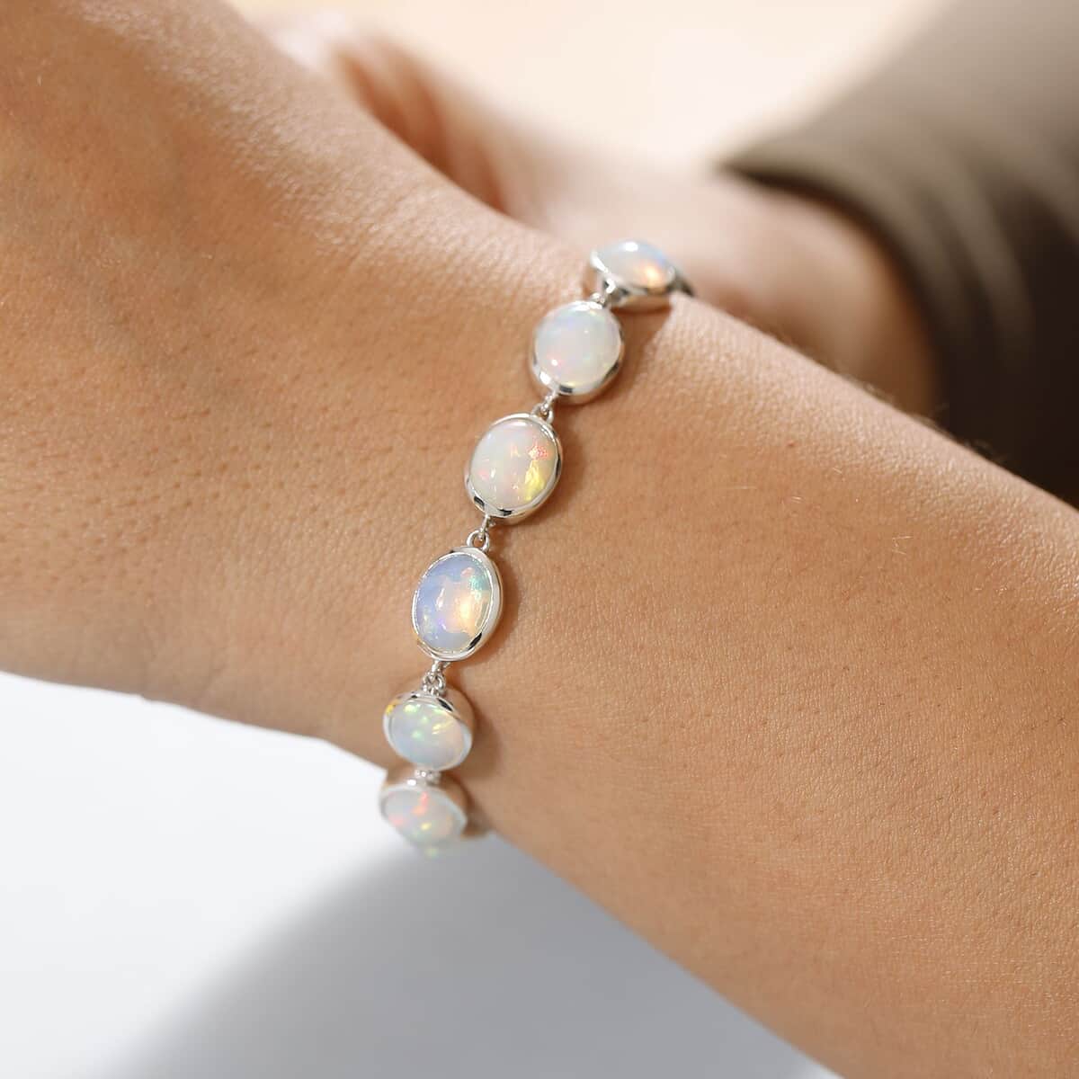 Premium Ethiopian Welo Opal 16.80 ctw Bracelet in Rhodium Over Sterling Silver (7.25 In) image number 2