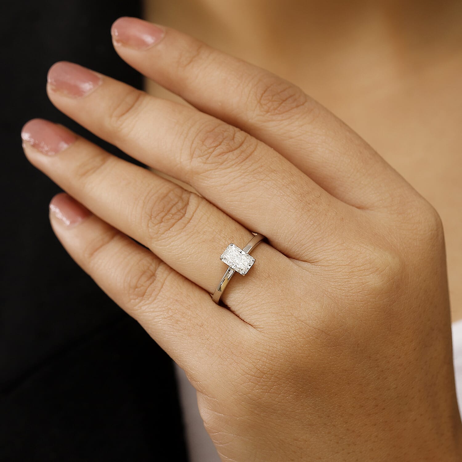 Luxuriant Lab Grown Diamond G VS 1.00 ctw Solitaire Ring in 14K White Gold (Size 10.0)