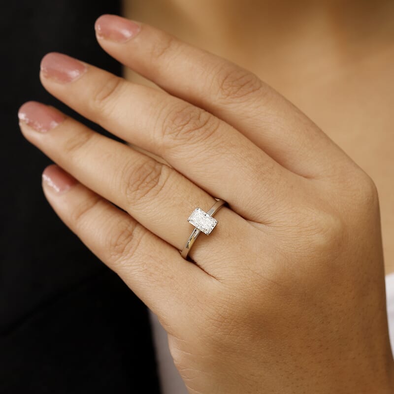 Luxuriant Lab Grown Diamond G VS 1.00 ctw Solitaire Ring in 14K White Gold (Size 10.0)