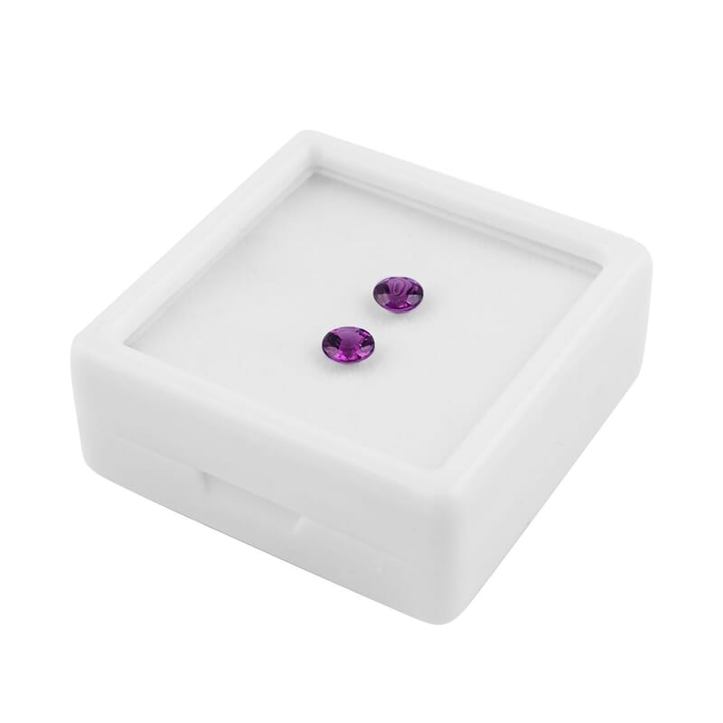 AAAA Radiant Ember Garnet Set of 2 (Rnd 5 mm) 1.00 ctw