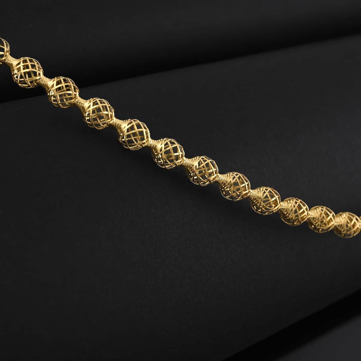 Doorbuster Italian Bubbles Mesh Chain Necklace in 10K Yellow Gold 3.45 Grams 18-20 Inches image number 1