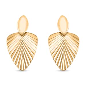 Italian Shield Designer Earrings in 10K Yellow Gold 1.70 Grams