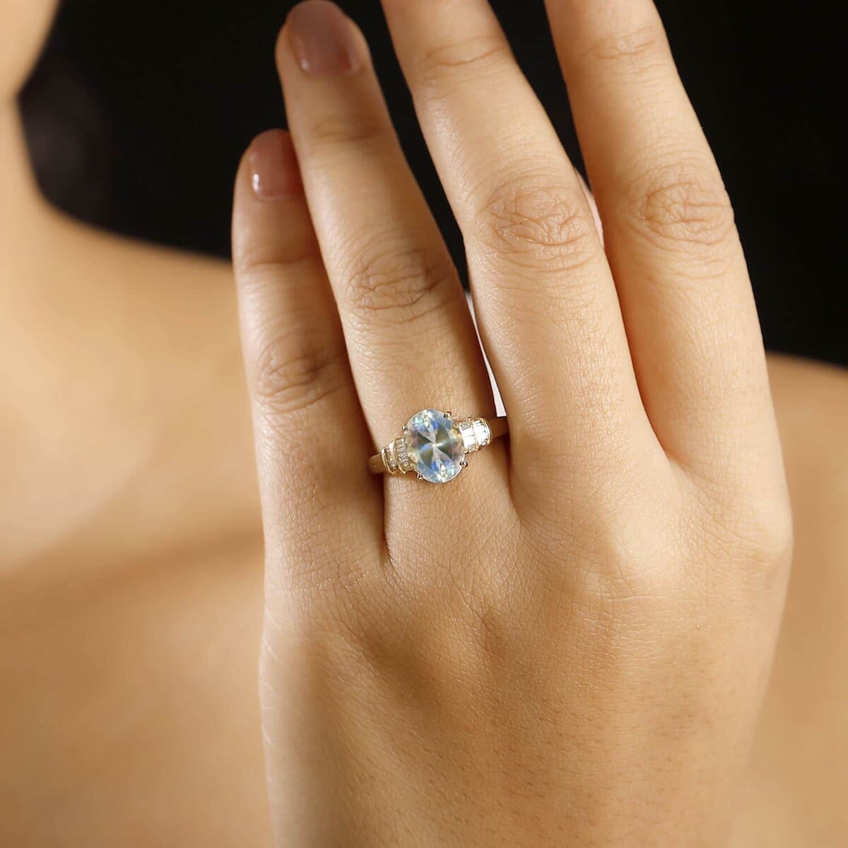 Luxoro 10K Yellow Gold AAA Premium Malagasy Moonstone, Diamond (G-H, I2) Ring (Size 9.5) 2.50 ctw image number 2