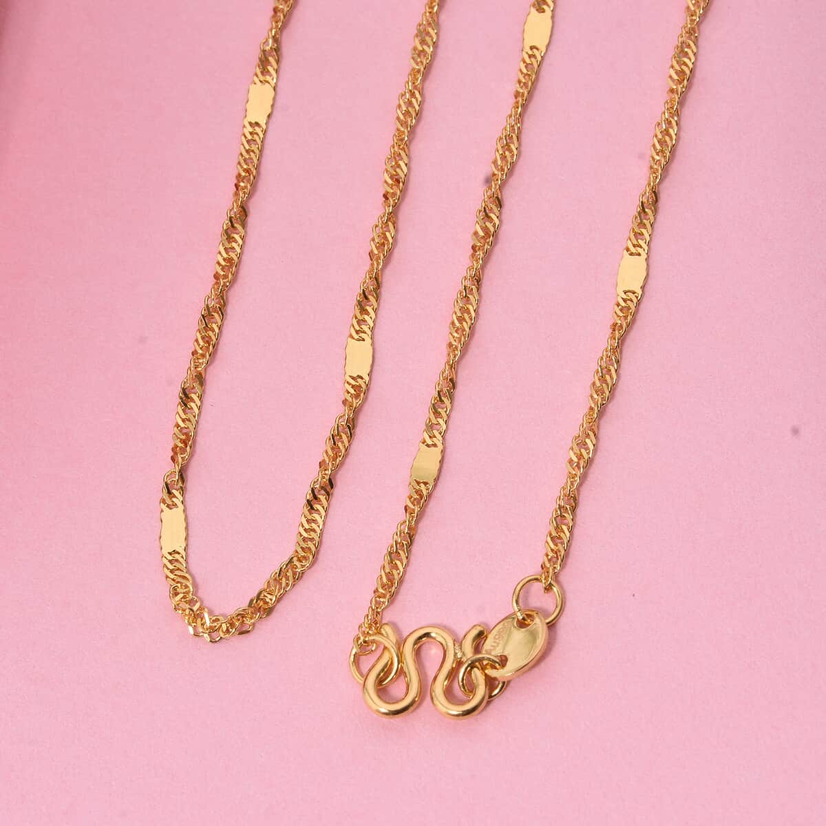 Twisted Chain in 24K Yellow Gold 18 Inches 2.50 Grams image number 1