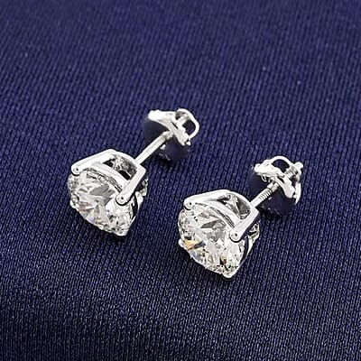 Luxuriant Lab Grown Diamond G-H VS 2.50 ctw Earrings