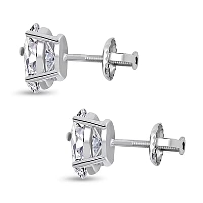 Luxuriant Lab Grown Diamond G-H VS 2.50 ctw Stud Earrings