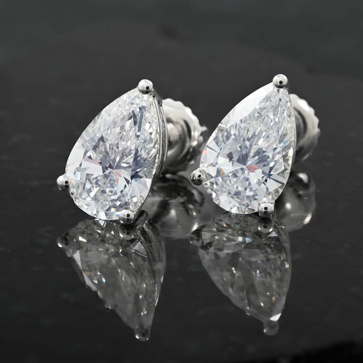 Doorbuster Luxuriant Lab Grown Diamond G-H VS 2.50 ctw Stud Earrings in 14K White Gold image number 1