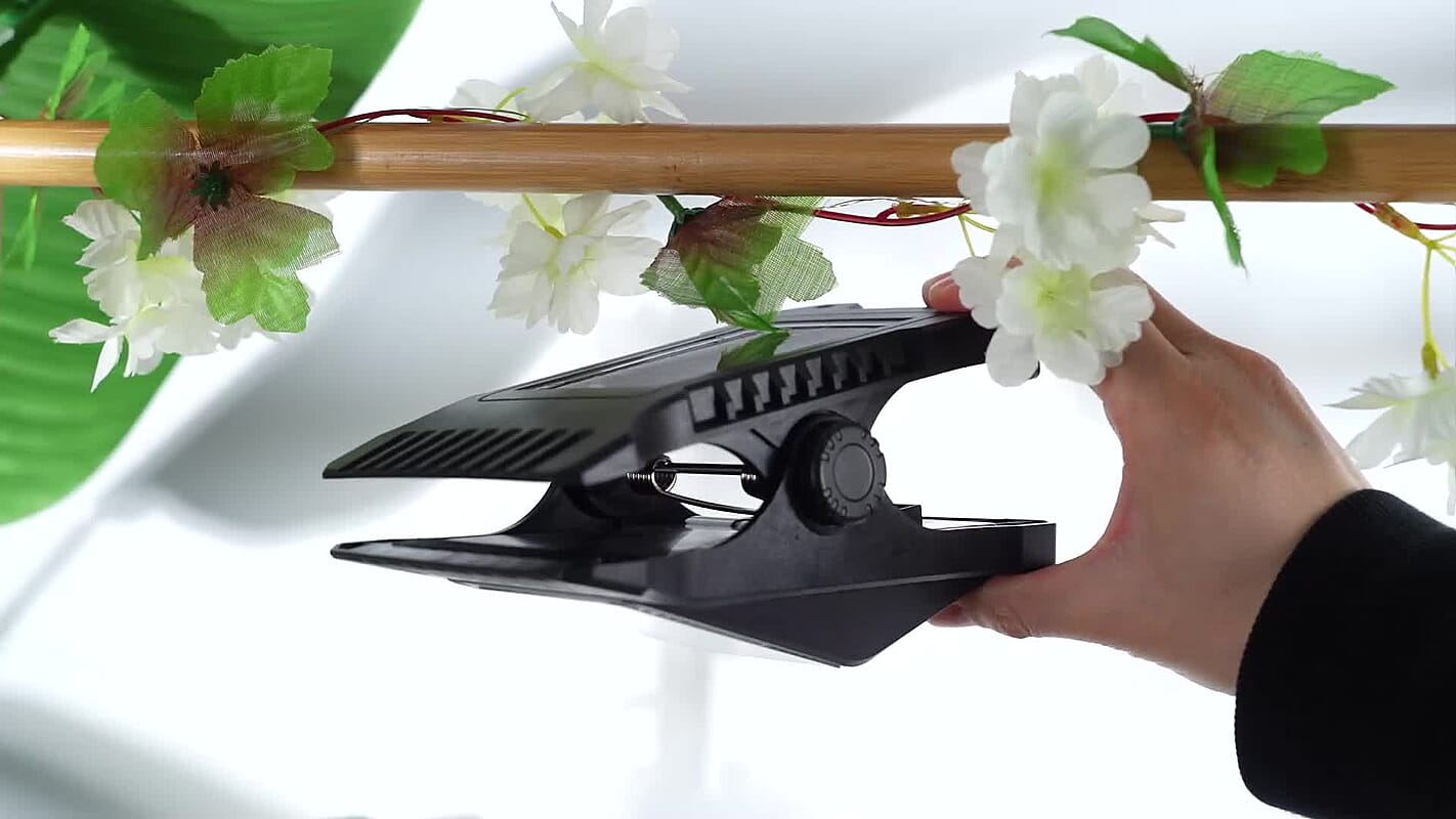 Solar Powered Motion Sensing Practical Clip Shape Outdoor Lights