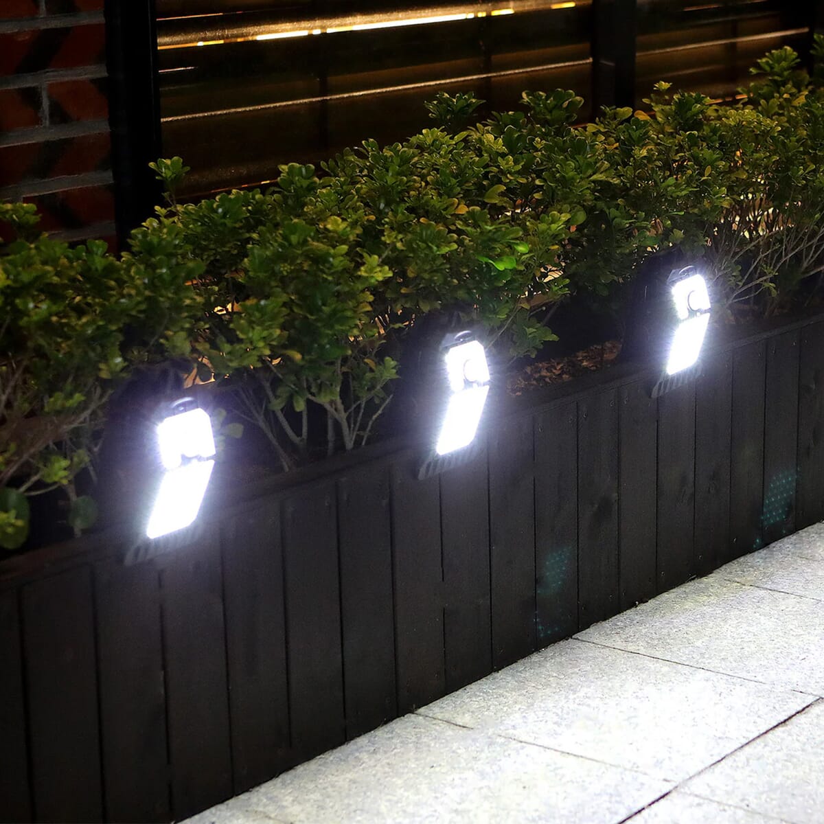 Solar Powered Motion Sensing Practical Clip Shape Outdoor Lights image number 7