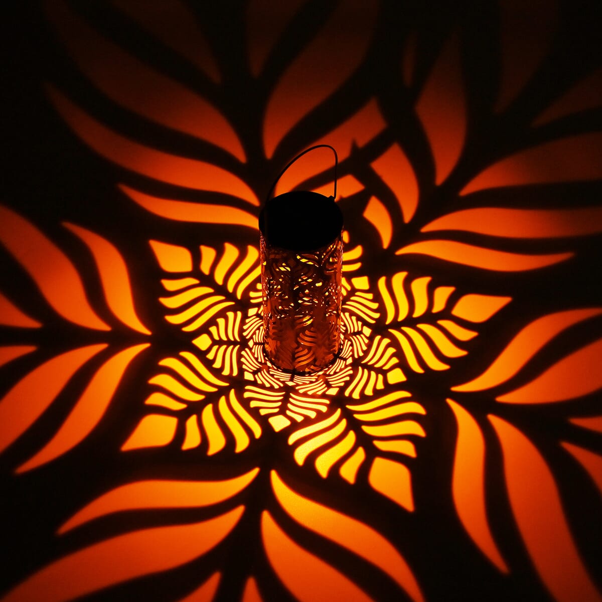 Solar Operated Metal Cylinder Lantern with Hollow Leaf Vein Pattern (500 mAh) image number 1